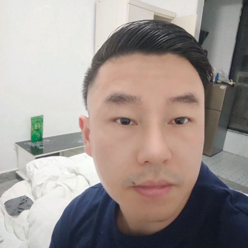 Poluk秦的第一张照片--广州闪婚服务中心