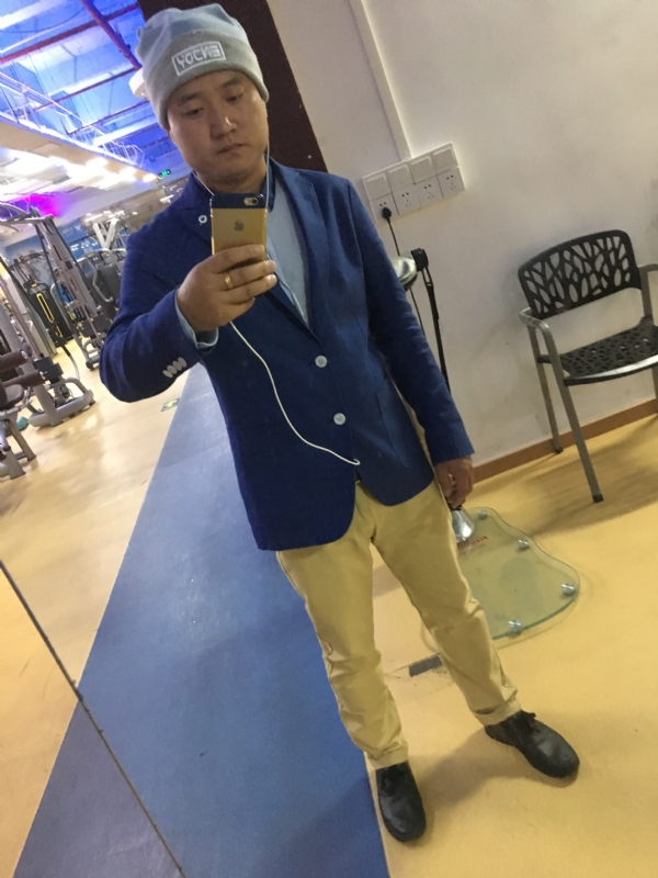 王逵的第一张照片--广州闪婚服务中心